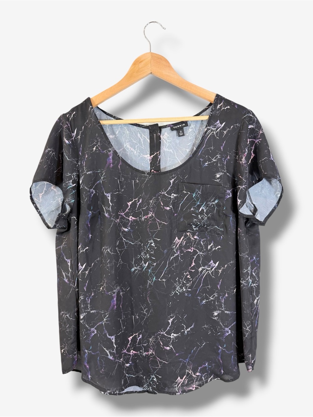 Torrid Black Gray Print Blouse 0X Pocket Cap Sleeve Purple Watercolor Abstract